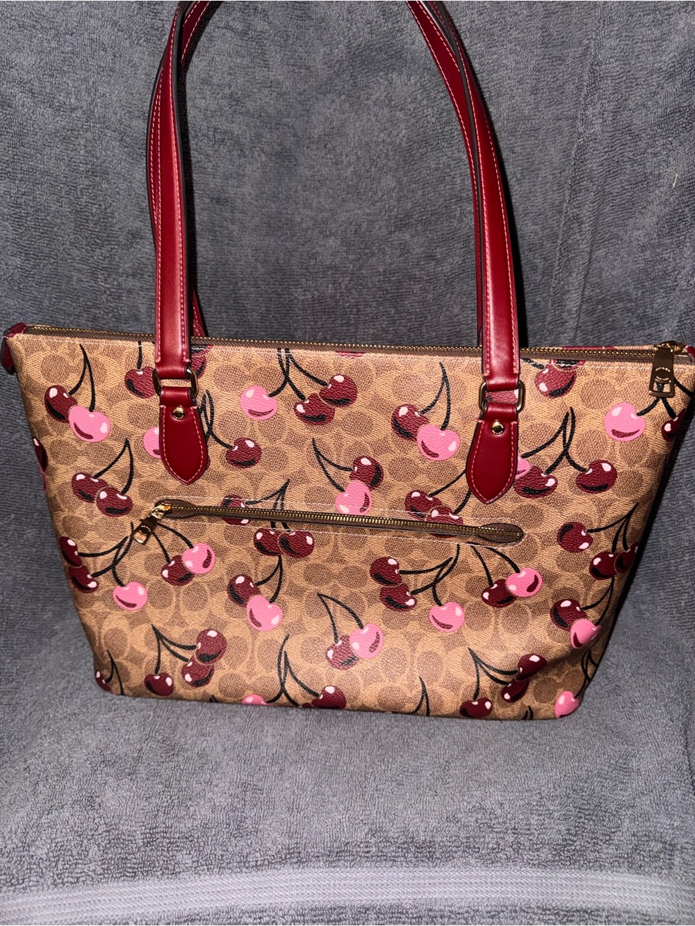 Coach Gallery Tote brown signature canvas with cherry print - Picture 3 of 12